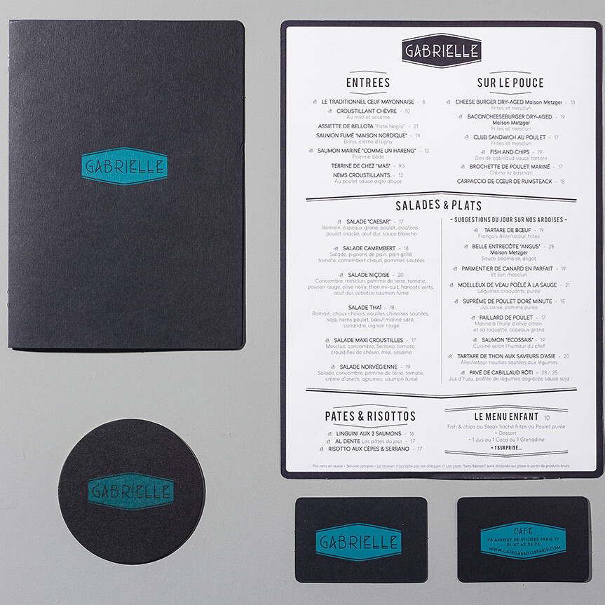 Graphisme et identité visuelle ont été pensés par le Studio Emma Roux de Paris pour le Café Gabrielle. Menu et carte de visite.