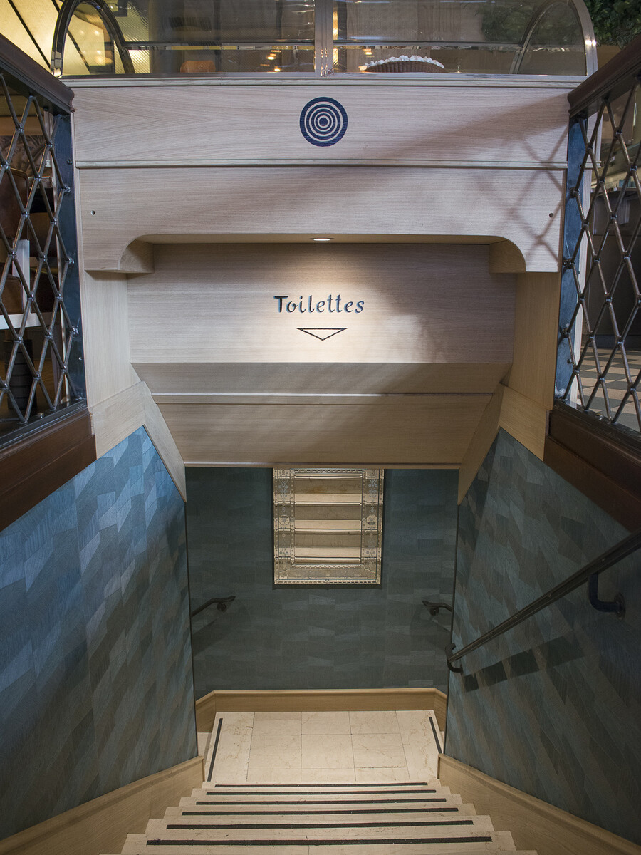 intérieur du restaurant Aux Cadrans du PLM décoration par le Studio Emma Roux, relooking et charte graphique